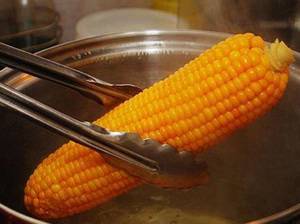 Польза кукурузы вареной для организма в питании человека