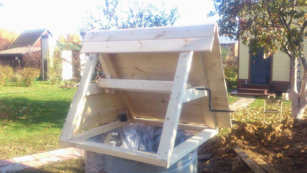 Как сделать домик с крышей для колодца