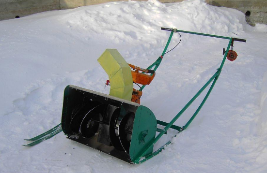 Самодельный снегоуборщик из двигателя от мотоблока