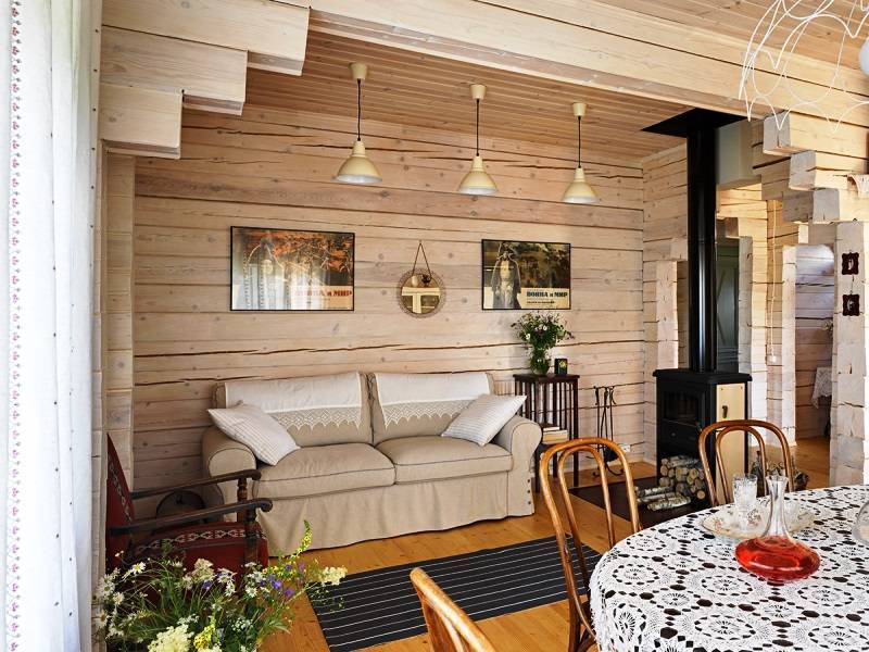 Садовые домики экономкласса (41 фото): бюджетные дачные дома с верандой, маленькие финские домики для летнего и круглогодичного проживания