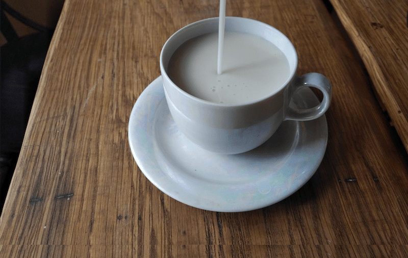 Вкусный и полезный напиток — миндальное молоко: состав, рецепт приготовления, правила использования